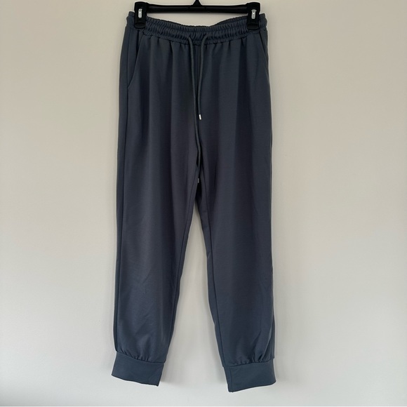 NWT T2D Basic Grey Joggers Size Small - Picture 1 of 8